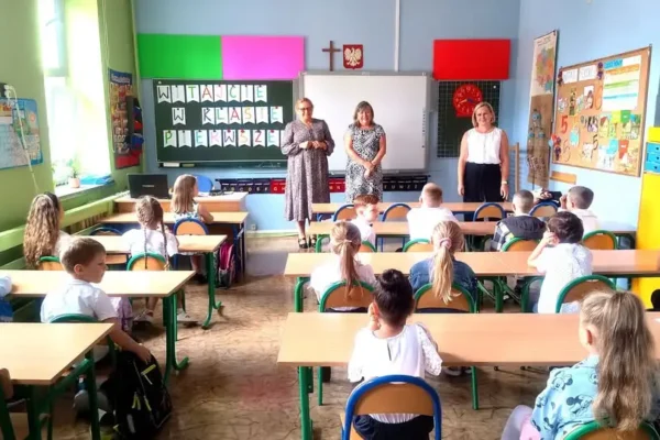 Uroczyste rozpoczęcie roku szkolnego 2026/2027 w SP nr 8 w Pabianicach