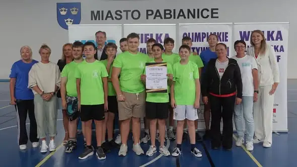 Olimpijska lekcja WF w Pabianicach – uczniowie SP8 najlepsi w sztafecie ergometrowej