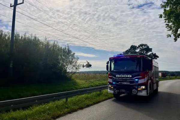 Interwencje OSP Konstantynów Łódzki: powalone drzewo, fałszywy alarm i pomoc medyczna