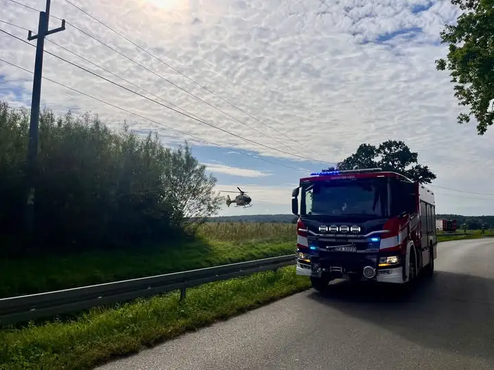 Interwencje OSP Konstantynów Łódzki: powalone drzewo, fałszywy alarm i pomoc medyczna