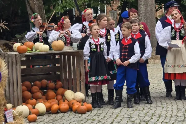 Siatkarski weekend pełen sukcesów dla LKS LUKS Dobroń