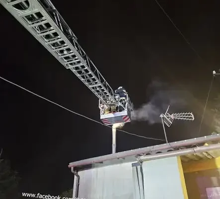 Pożar sadz w kominie – akcja strażaków z OSP Lutomiersk