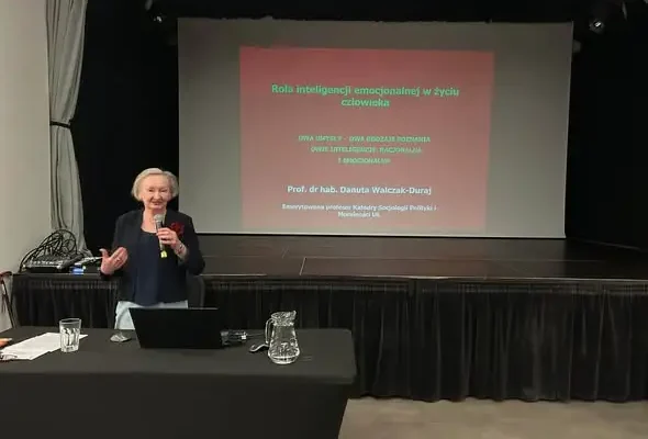 Inteligencja emocjonalna tematem wykładu na Uniwersytecie Trzeciego Wieku w Konstantynowie Łódzkim
