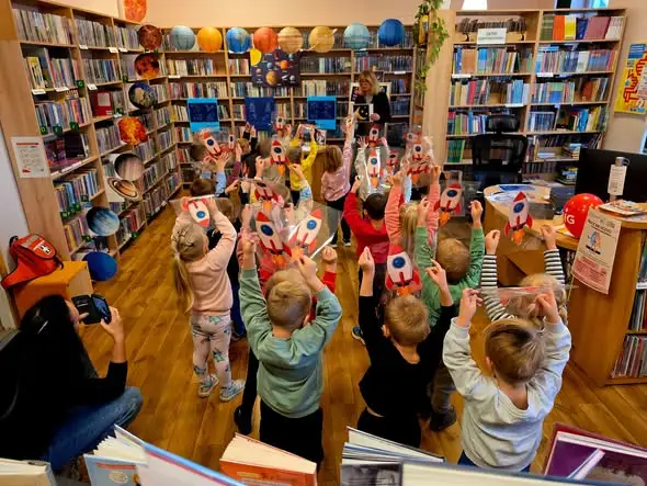 Przedszkolaki z Bajki odkrywały kosmos w bibliotece w Konstantynowie Łódzkim