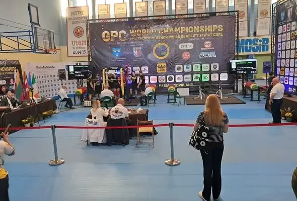 Mistrzostwa Świata GPC 2026 w sportach siłowych trwają w Pabianicach