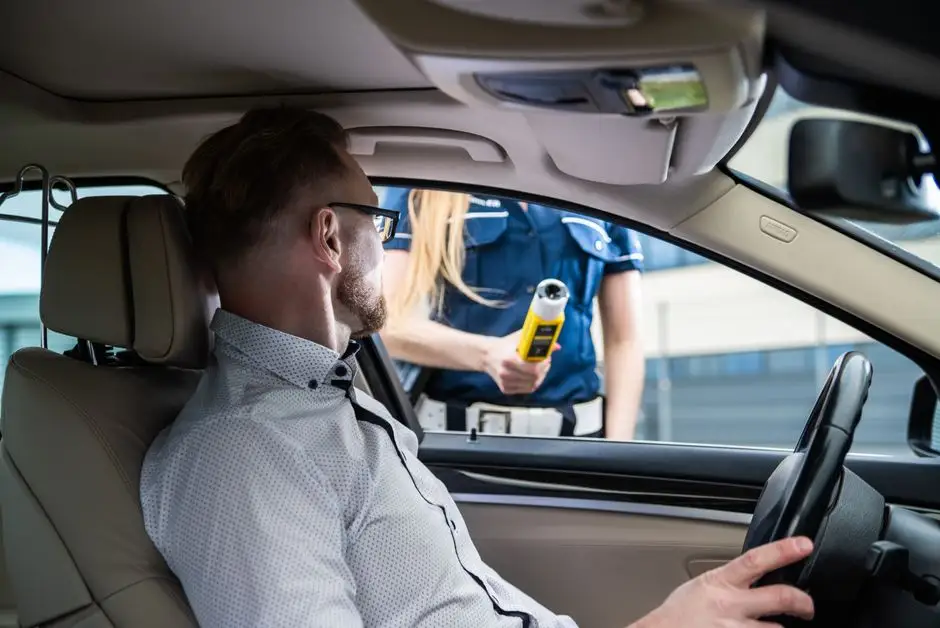 Pijany kierowca uderzył w auto z dziećmi. 1,6 promila i zatrzymane prawo jazdy